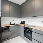Διαμέρισμα With Garden Dmowskiego 81 By Renters