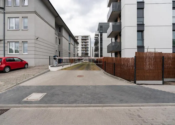 Apartmán With Garden Dmowskiego 81 By Renters *