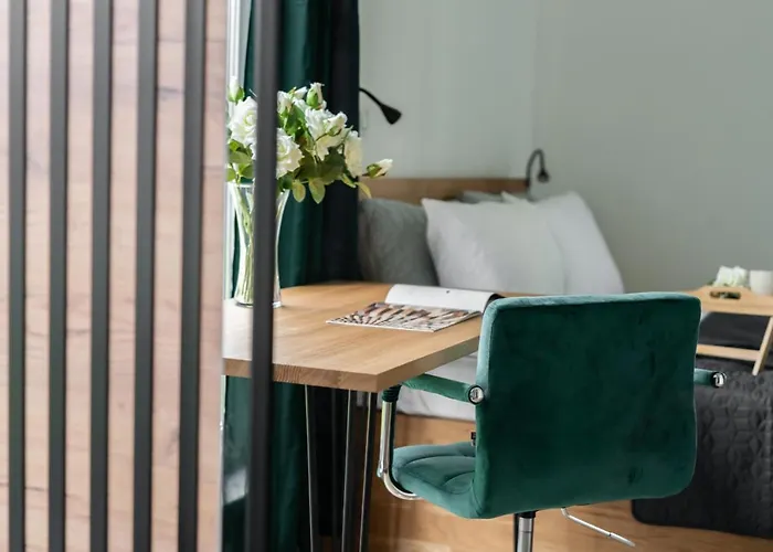 Апартаменты With Garden Dmowskiego 81 By Renters Познань